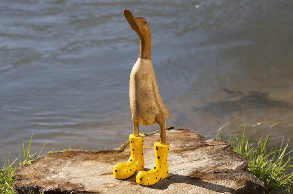 🌈Hand Carved Wellies Duck Family💞