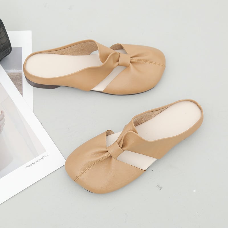 Stylish summer sandals with soft soles and bow ties