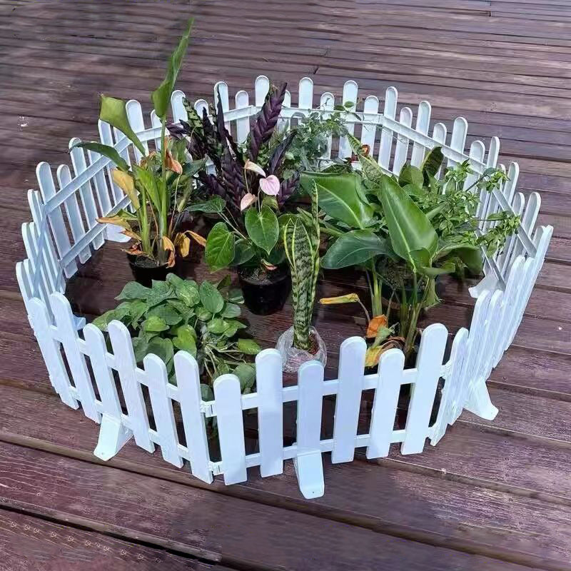 (30% off) Plastic Garden Fence