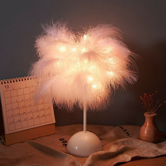 ✨The Ostrich Feather Lamp