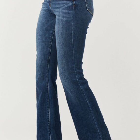 Mid-Rise Tummy Tuck Bootcut Jeans