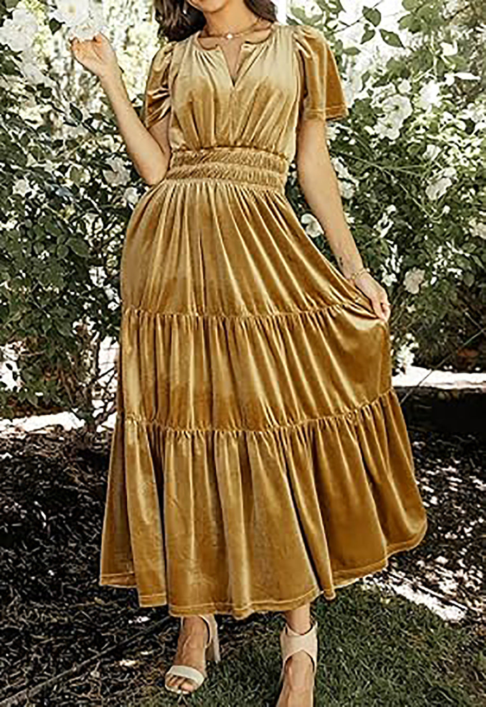 Women‘s Velvet Tiered Maxi Dress