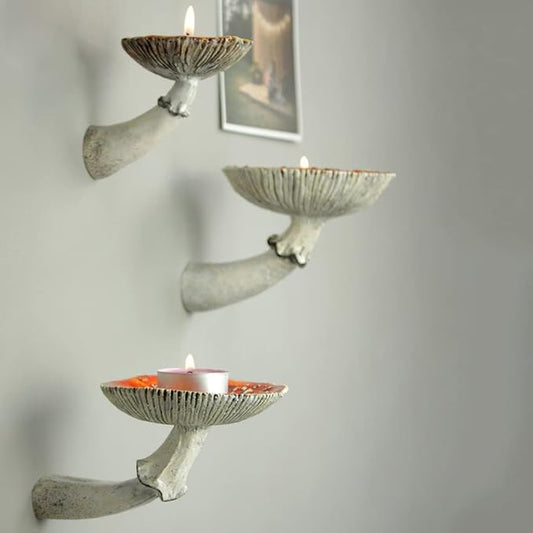 AMANITA MUSHROOM FLOATING WALL SHELF