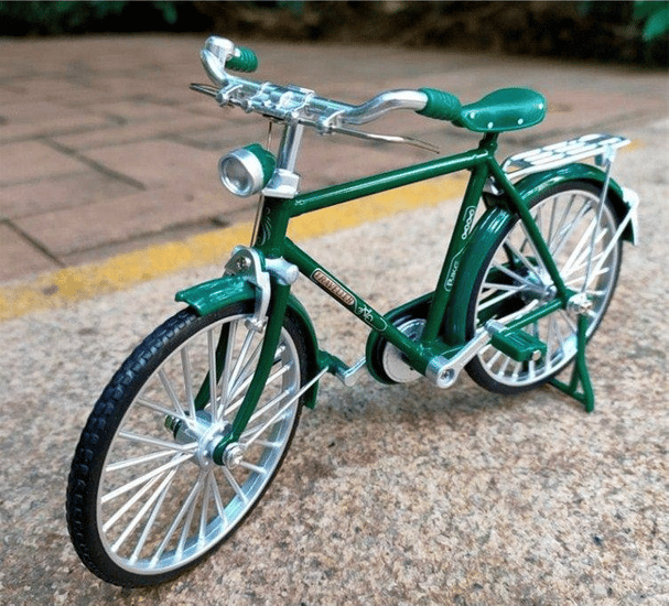 🔥 Escala de modelo de bicicleta de lujo de bricolaje