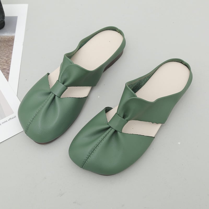 Stylish summer sandals with soft soles and bow ties