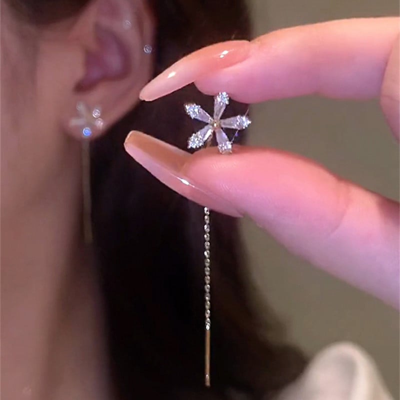 🎄Shiny Diamond Flower Earrings🌸