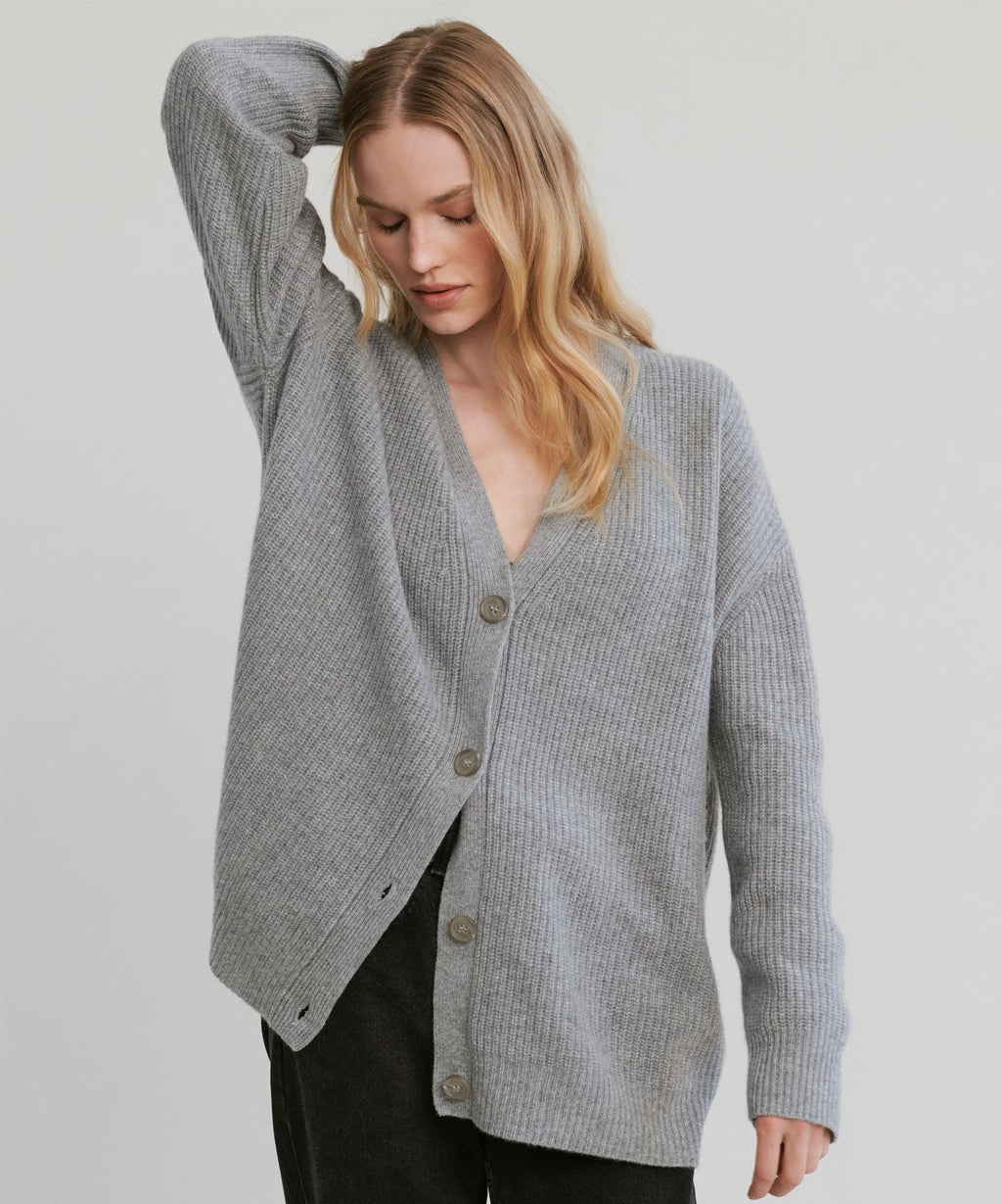 2024 Women's New Oversized Cardigan Sweater 🔥Buy 2 Free Shipping🔥