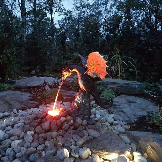 Paisaje acuático de escultura de dragón que escupe fuego de fundición de precisión