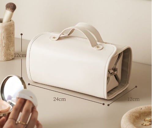 Portable cosmetic bag