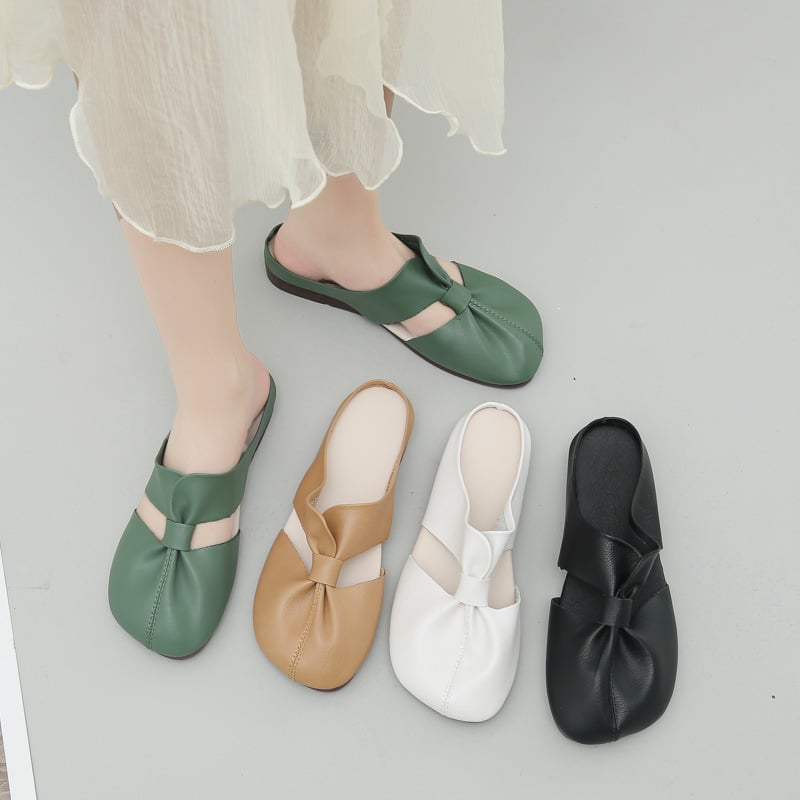 Stylish summer sandals with soft soles and bow ties