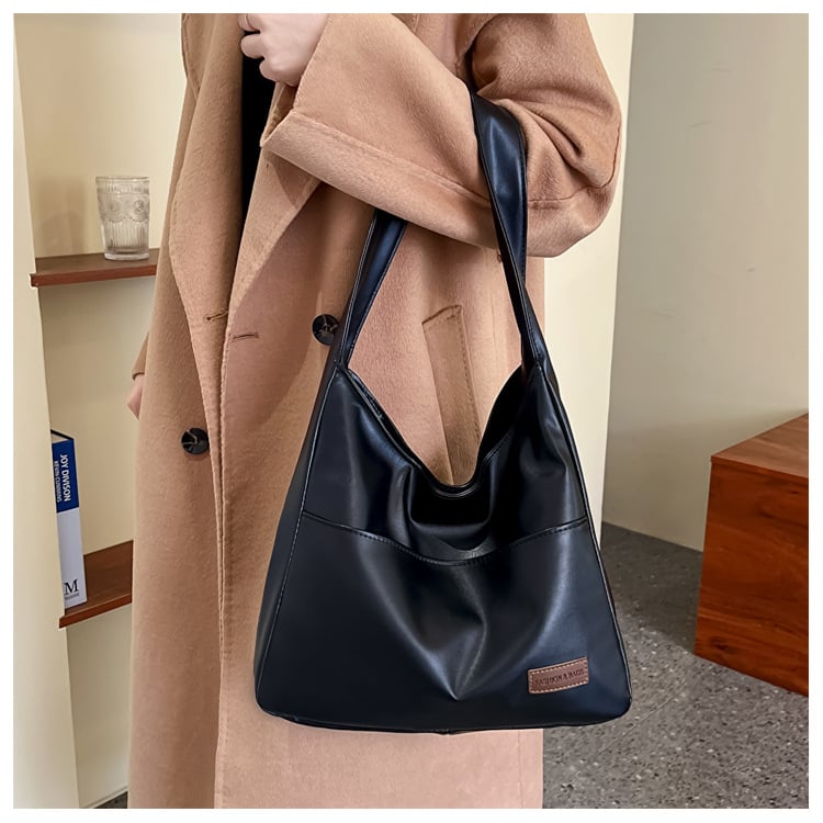 Simple leather tote bag