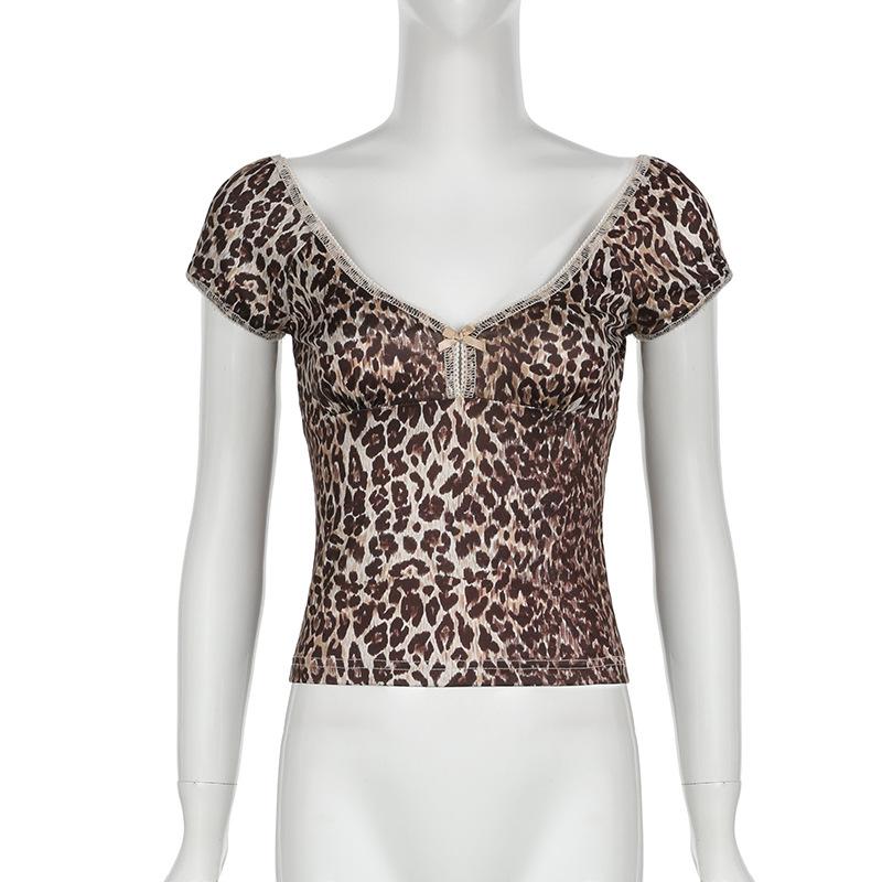 Short puff sleeve leopard print bowknot top