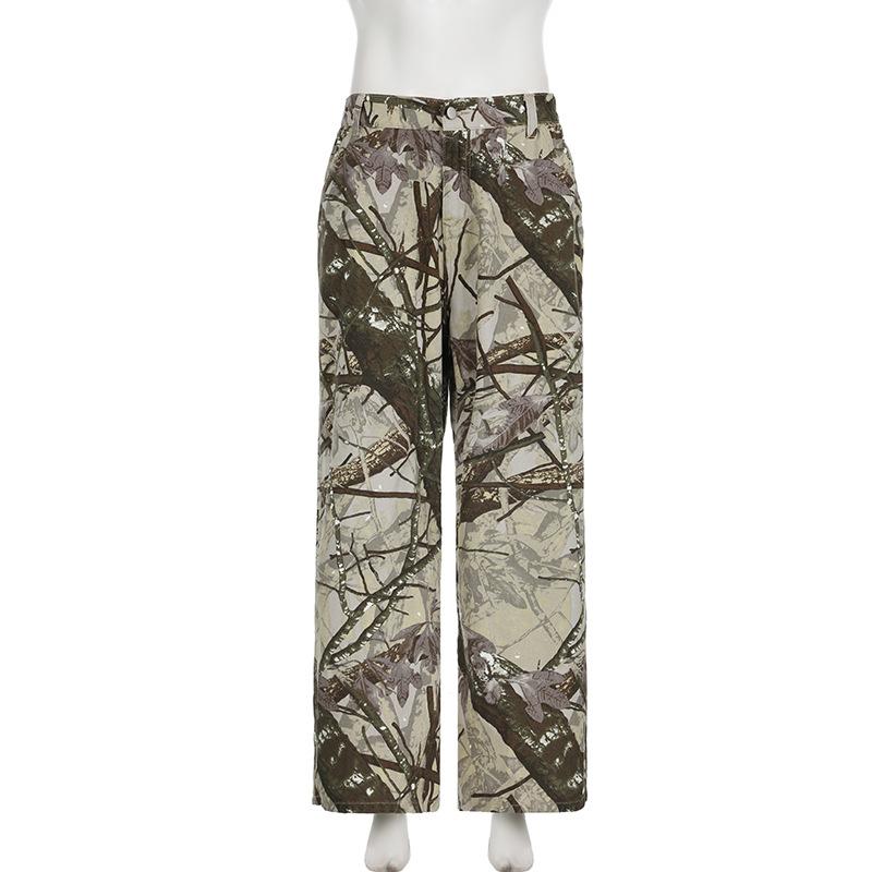 Button pocket zip-up camouflage ruched pant