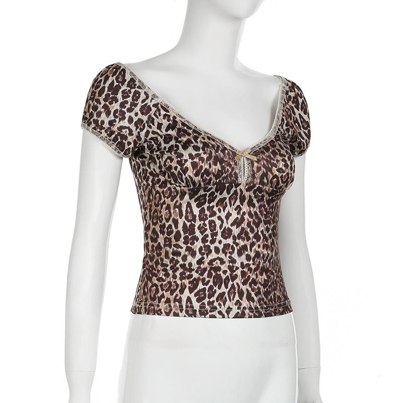 Short puff sleeve leopard print bowknot top